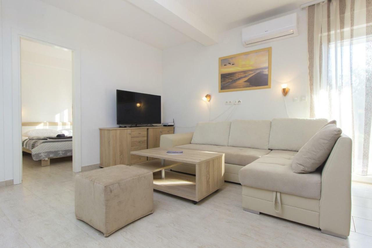 Apartmani Gabriella Vodice Exterior foto